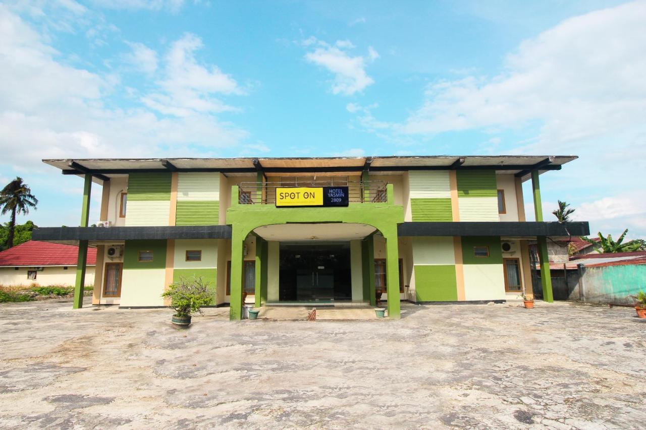 Spot On 2809 Hotel Yasmin Siak Sri Indrapura Exterior foto