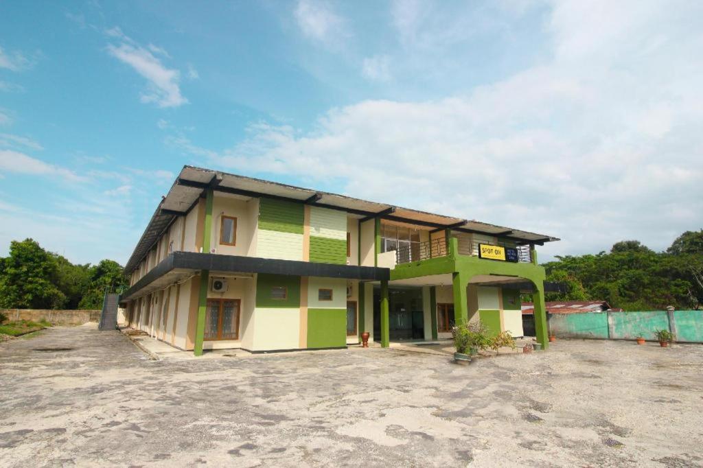 Spot On 2809 Hotel Yasmin Siak Sri Indrapura Exterior foto